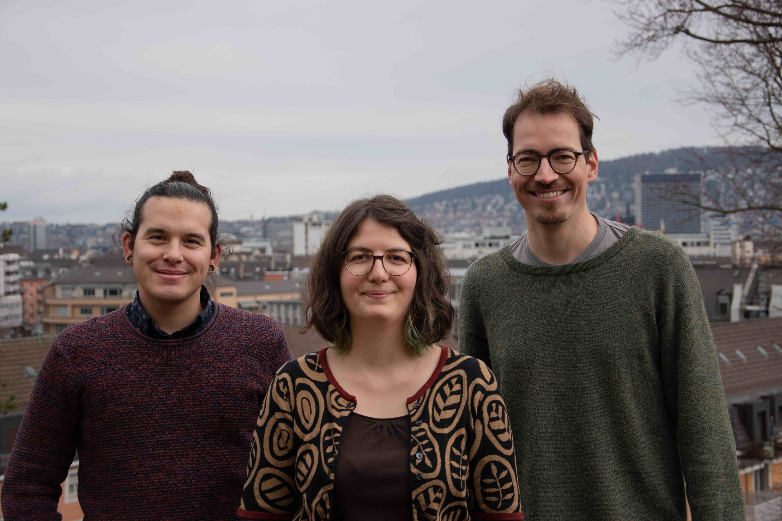 Gruppenfoto von links nach rechts: Eticus Rozas, Anna-Béatrice Schmaltz und Benjamin Krähenmann.